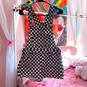NWOT CHECKERED SHORT OVERALLS